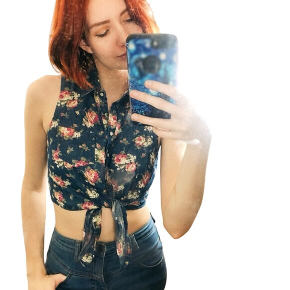 Poetry- Denim floral crop top w tie waist Size Small - Picture 5 of 6